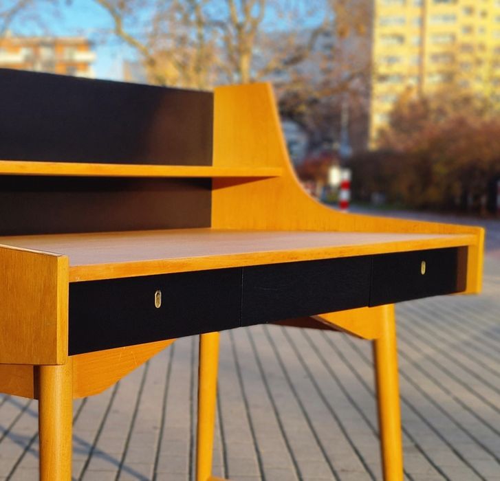 Biurko proj. John Texmon dla Blenheim Mobelfabrik, Norwegia, lata 60.