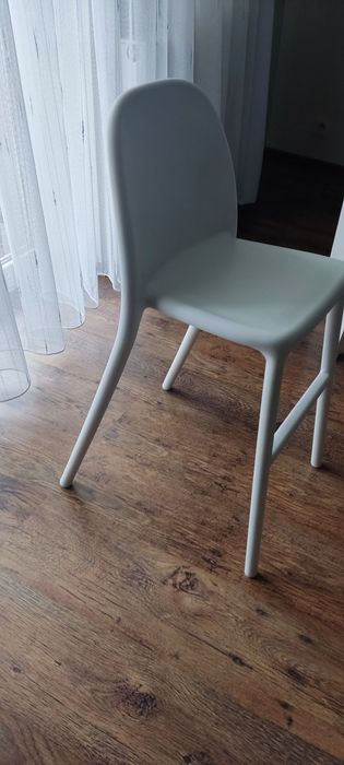 Krzesełko dla dziecka