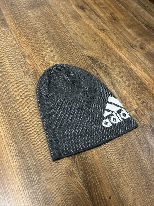Зимова шапка Adidas