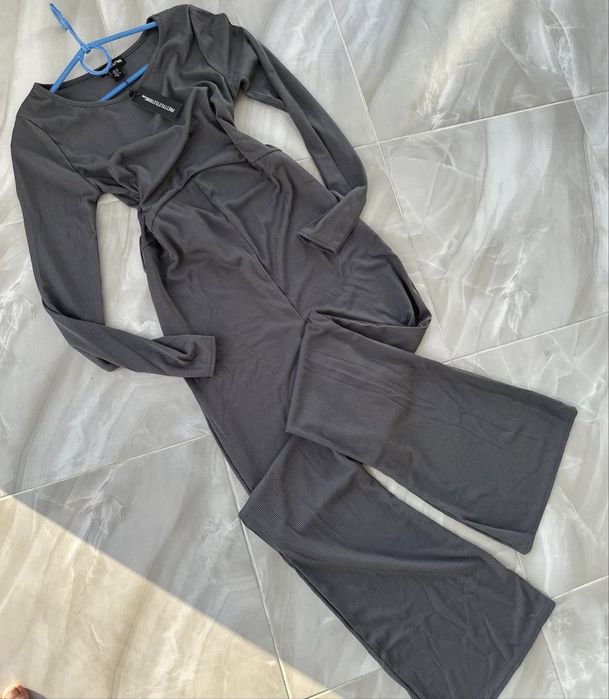 Комбінезон в рубчик Prettylittlething