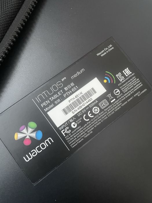 Tablet graficzny Wacom Intuos Pro medium PTH651