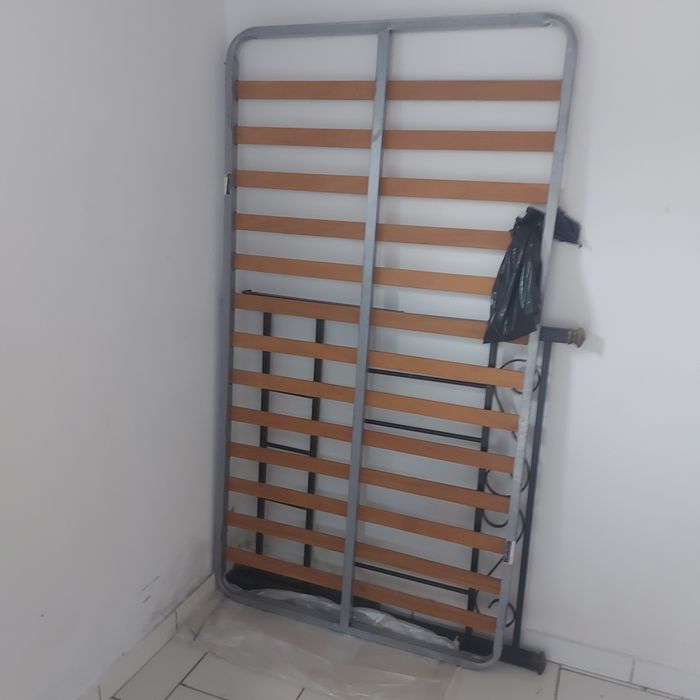Cama de pessoa sò com culchâo