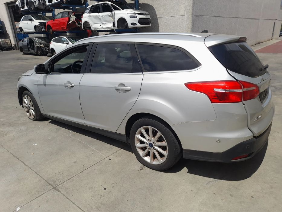 Para peças FORD Focus III Carrinha