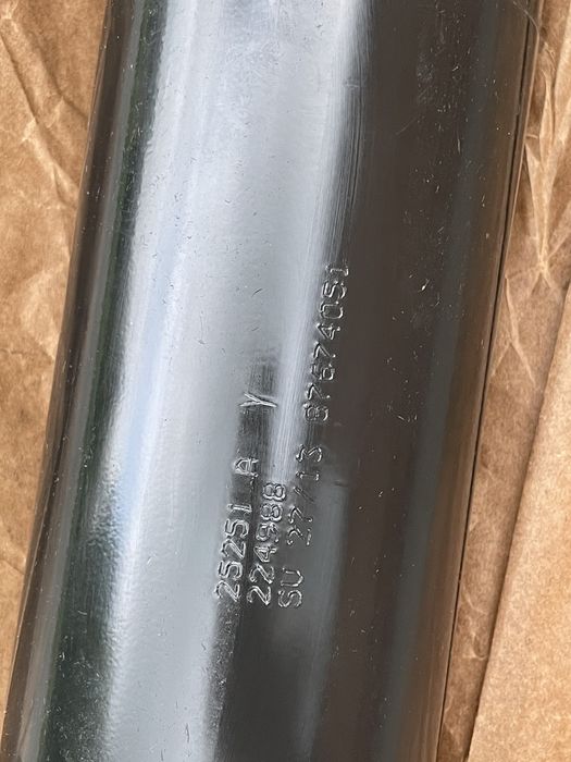 Siłownik  hydrauliczny wspomagania poprzeczny
