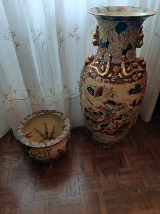 Pote chinês e vaso, muito bonito, anos 80.