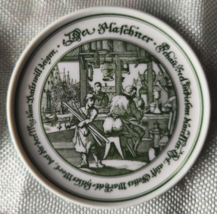 Lote de 3 bases de copo em louça - Hutschenreuther 1814
