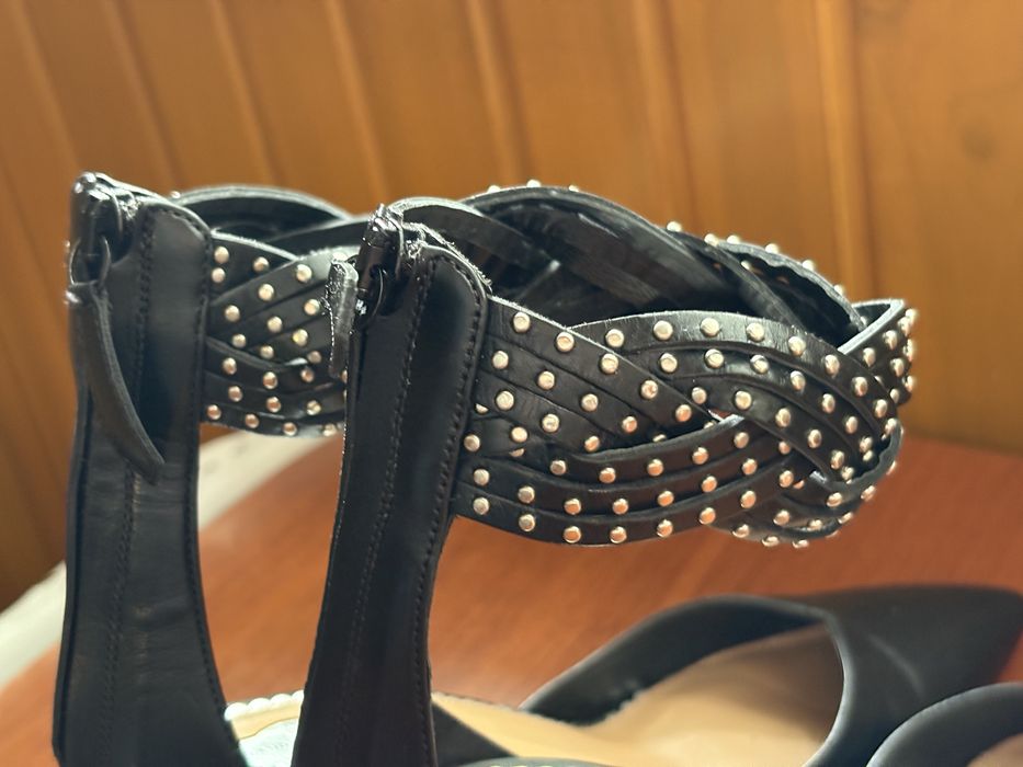 Босоножки Aquazzura