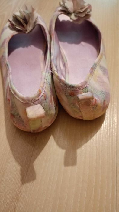 Балетки для дівчинки ,літо H&M .33р.квітковий принт