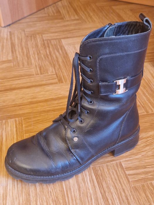 Шкіряні чоботи, ботинки жіночі