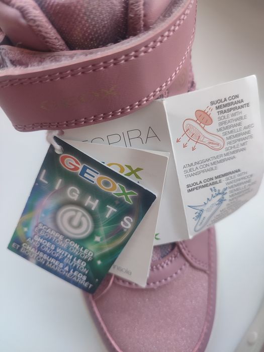 Черевики, ботинки, кросівки, кросовки Geox