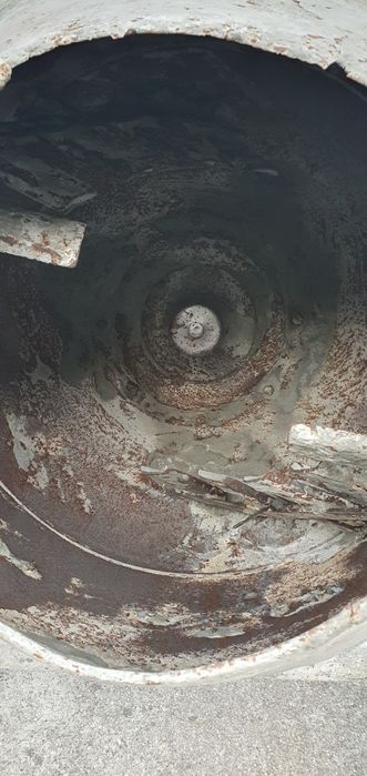 Sprzedam używaną betoniarke 250l