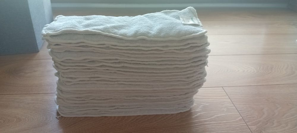 Zestaw 21 pieluch wielorazowych + 35 wkładów, bibułki - Bambiboo