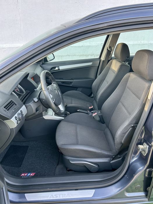 Opel Astra H Caravan 1.7 Cdti