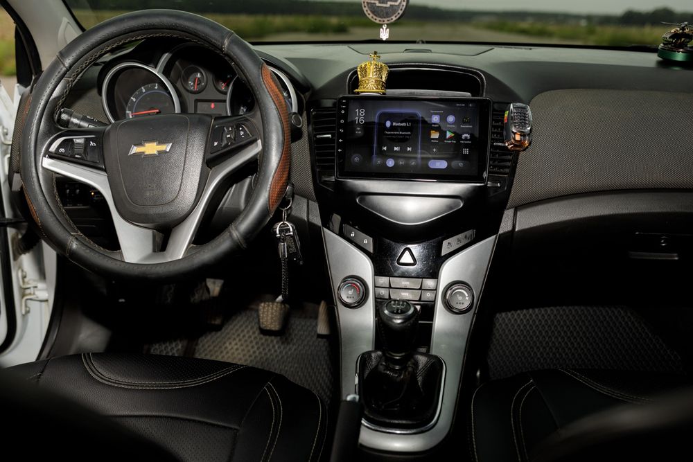 Chevrolet Cruze  2012