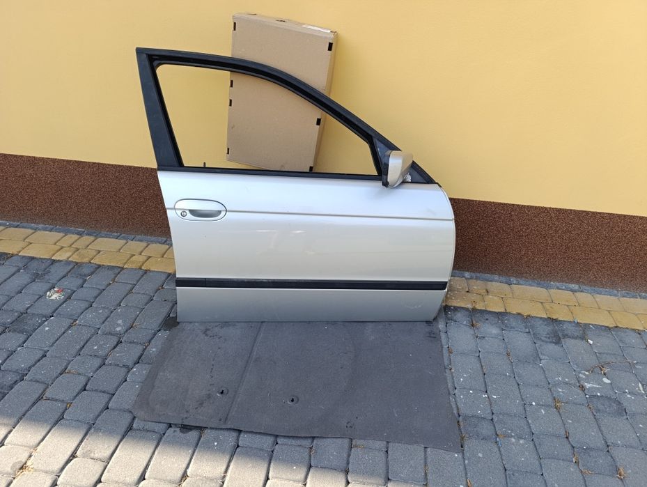 Drzwi przód prawe bmw E39 titansilber 354/7