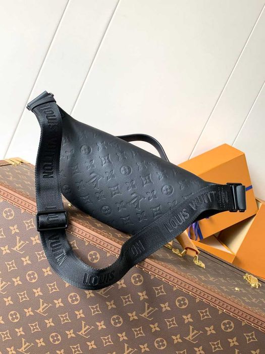 Torebka na pas / nerka Louis Vuitton – czarna