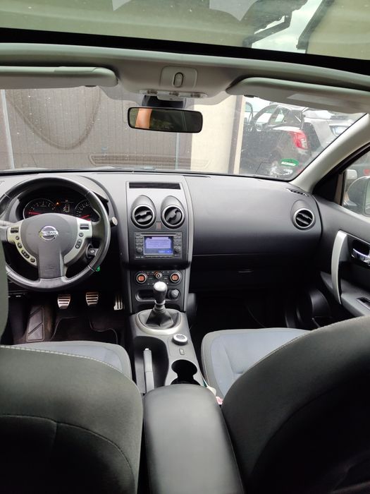 Nissan Qashqai 2.0 bezyna , 4x4  2010 r.