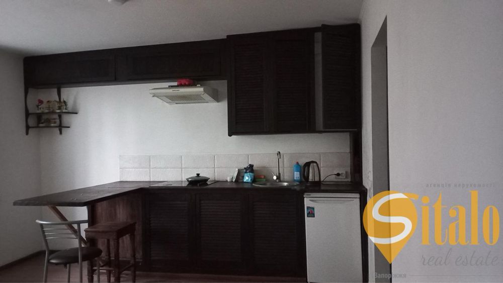 1-кімнатна квартира  - студія вул. Перемоги, Вознесенівський р-н (019)