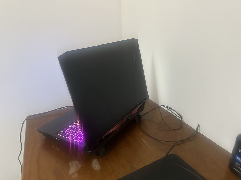 Portatil gaming Acer