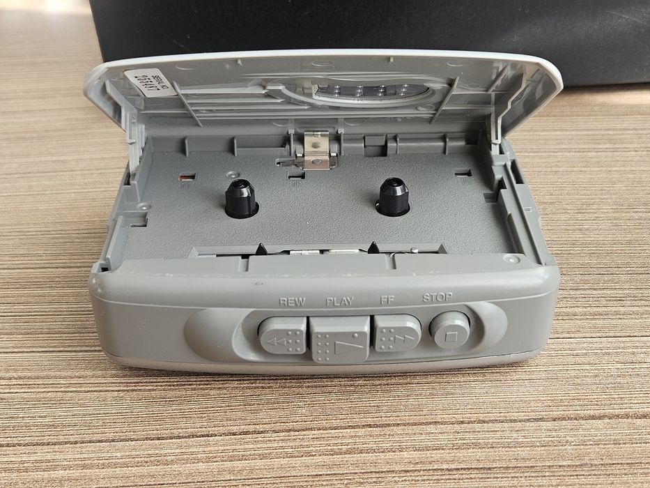 Sony Walkman WM-FX271