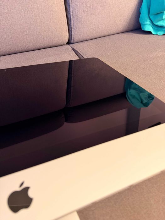  Apple iMac 21,5" Intel Core i5 3GHz, 32 GB RAM, 2 TB SSD, AMD Radeon