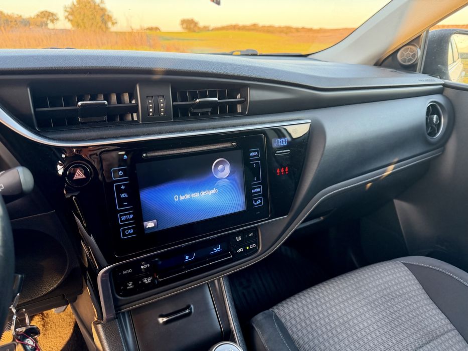 Toyota Auris 1.4 D4D 90 CV