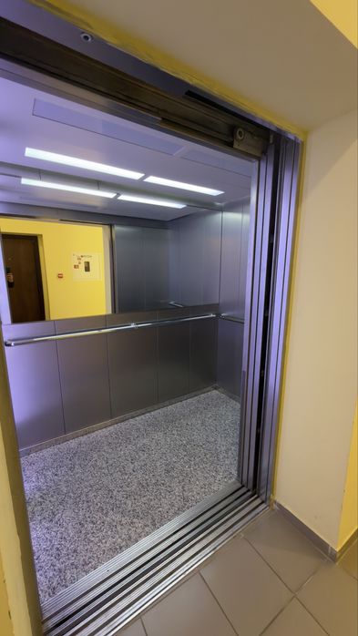 Продам 3к квартирус немонтом  в клубном доме!Центр