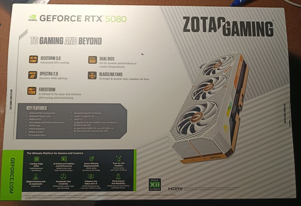 Placa gráfica Rtx 5080 white