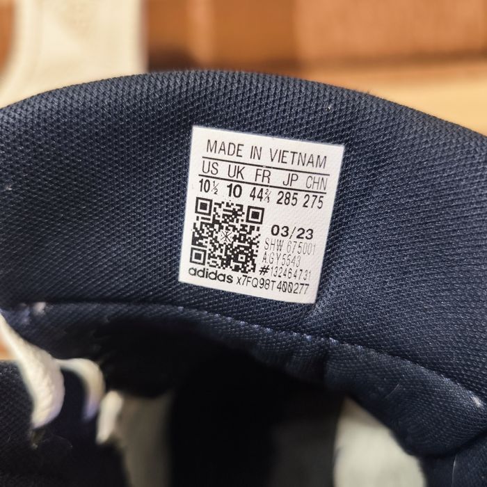 Чоловічі кросівки adidas