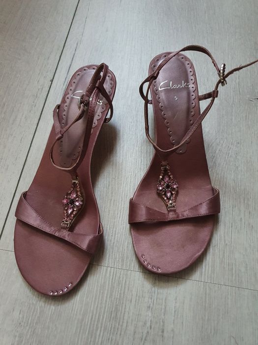 Sandały Clarks r.5