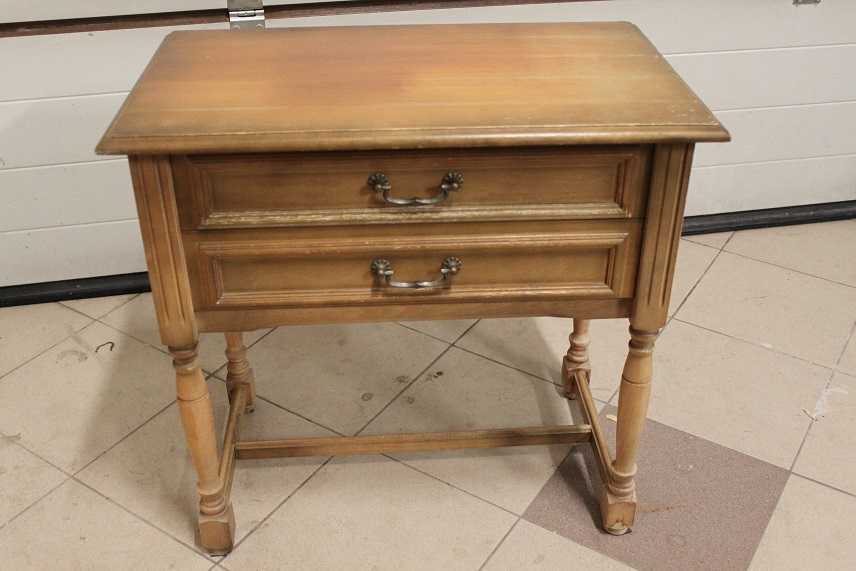 Stolik kawowy dębowy z szufladami zakupiony w Niemczech vintage