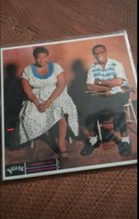 Ella Fitzgerald 
And Louis Armstrong 

Edição USA Época da Verve
  Hig