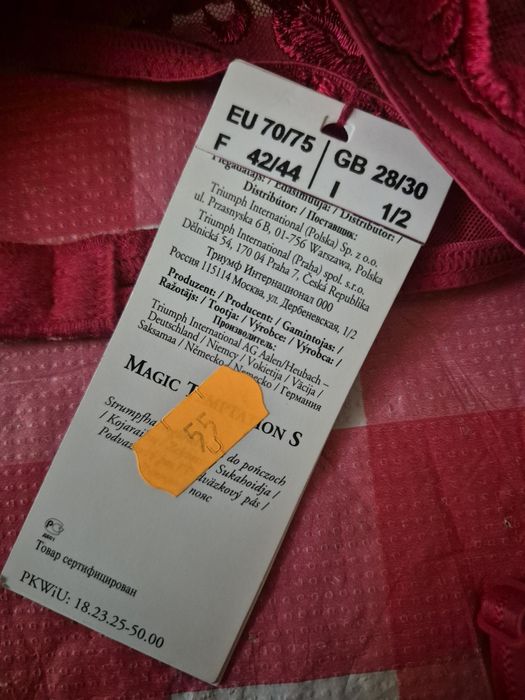 Bordowy pas do pończoch Triumph EU 70/75 nowy