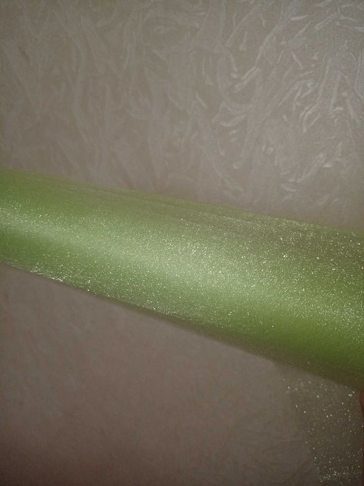 Органза в рулоне ніжно зелена, полупрозора. Ціна за рулон