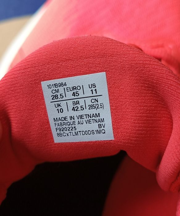 Asics versablast 4 rozmiar 45 do biegania.