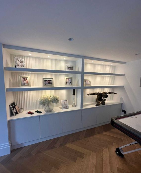 Estantes personalizadas para sala