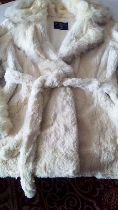 Продаю полушубок из стриженого кролика в отличном состоянии