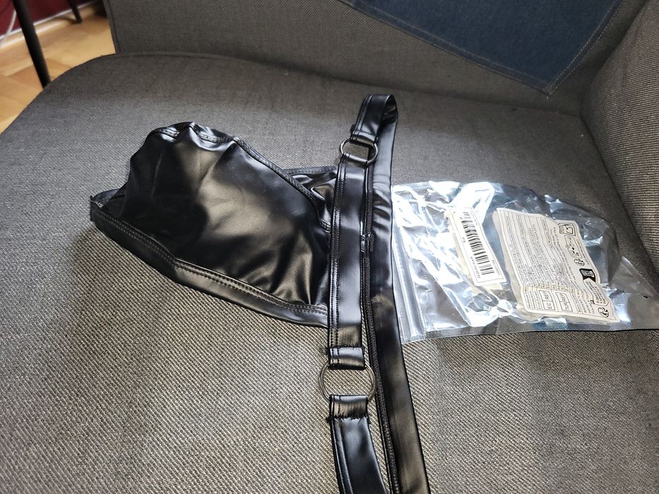 Super wygodne seksi stringi z kieszonką