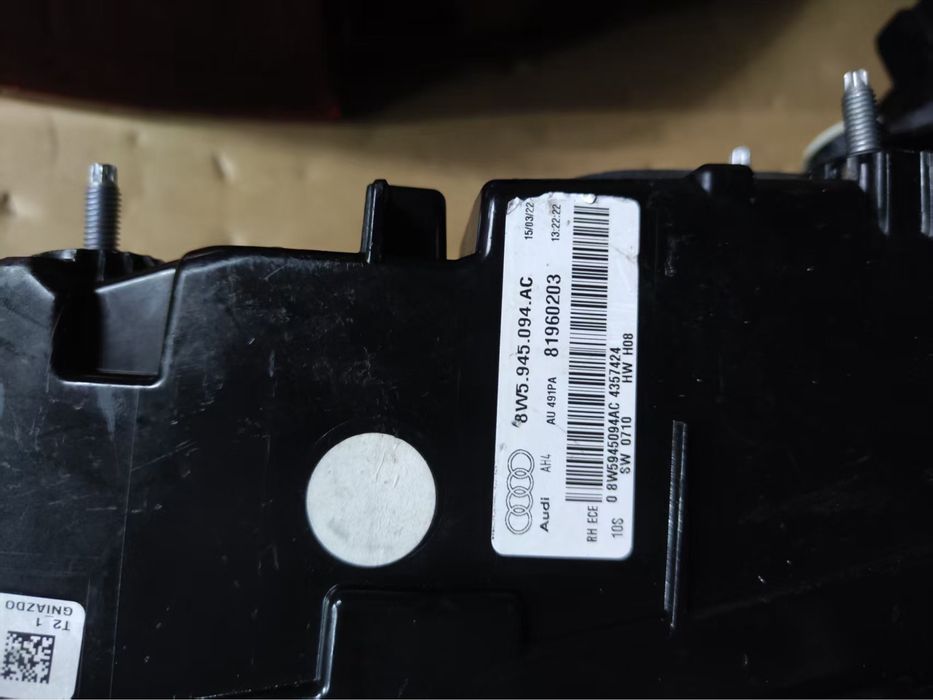 Фара фары фари стопы audi a4 b9 2019-2023 full led 8W0941033 8W0941034