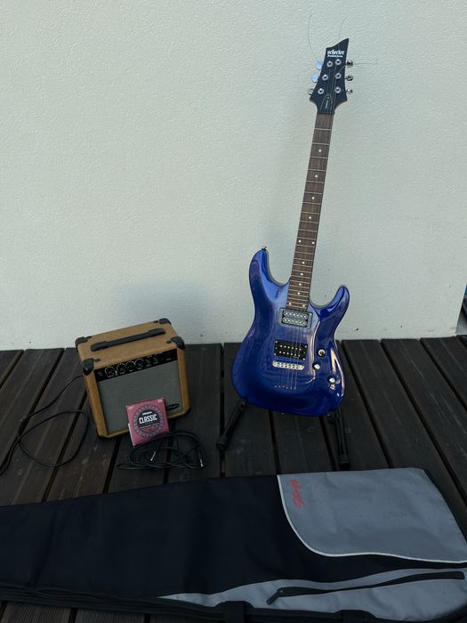 Guitarra Schecter Diamond Series Omen-6 Electric Blue + Amplificador Stagg 10AA + Cabo + Suporte + Saco de Transporte