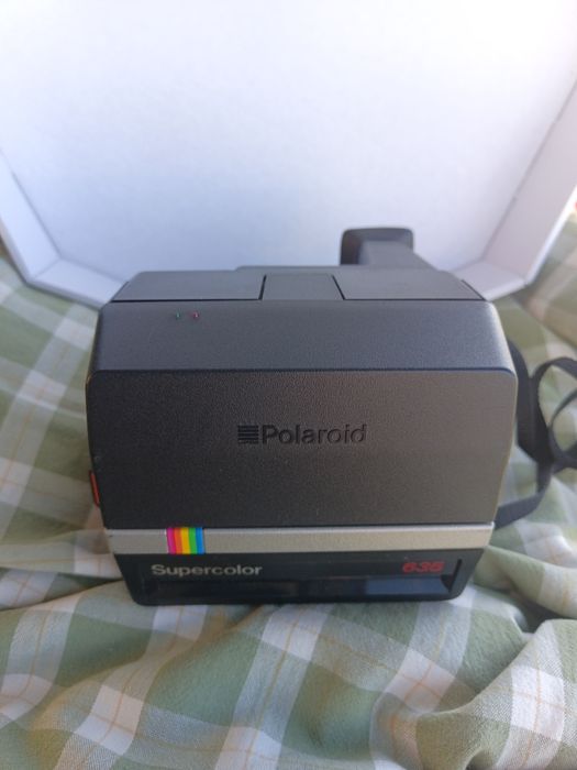 Aparat polaroid 635