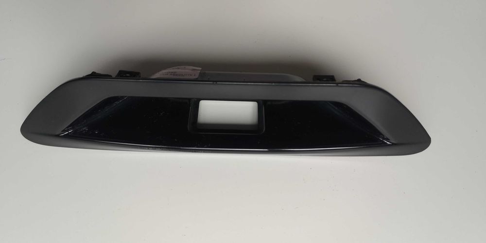 Ручка дверей багажника з кнопкою FORD EDGE 15-18 (колір чорний)