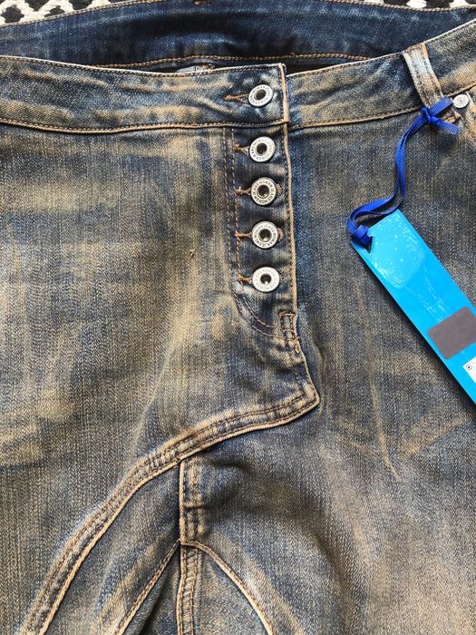 Spodnie Jeans - rdzawe, nowoczesny disain