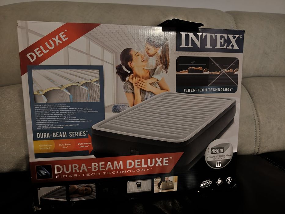Materac marki INTEX