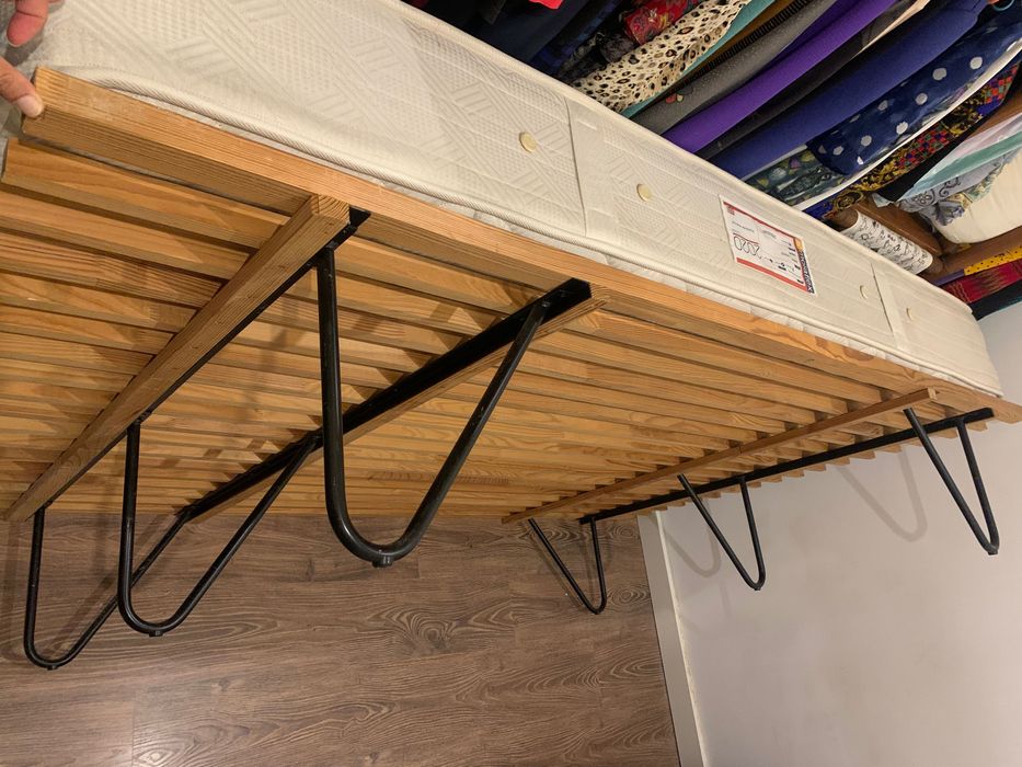Cama estrutura + colchão corpo e meio