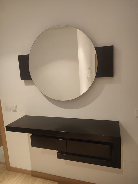 móvel de entrada em preto