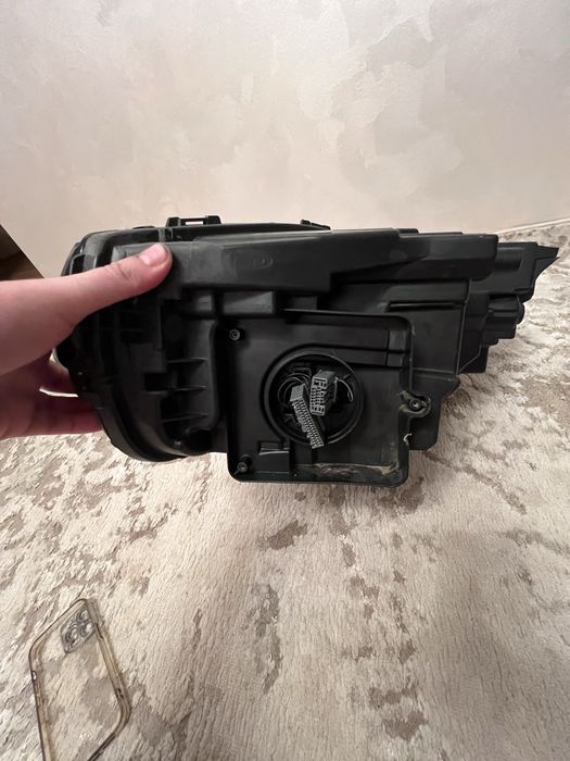 Фара Volvo XC 90 права