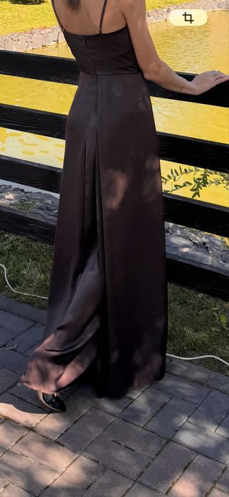 Сукня шоколадного кольору