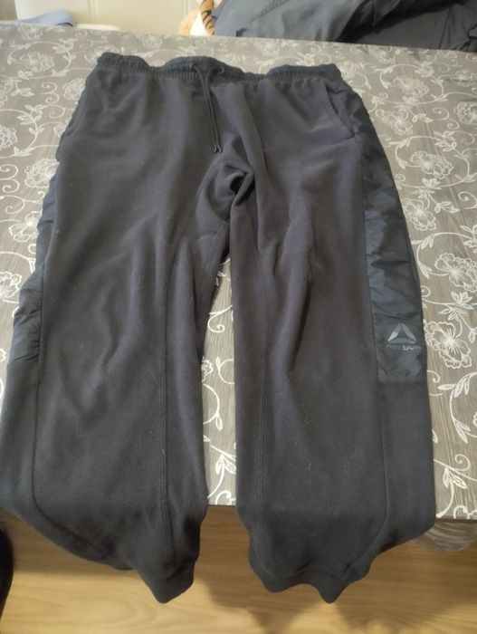 Тёплые  спортивные штаны Рибок .