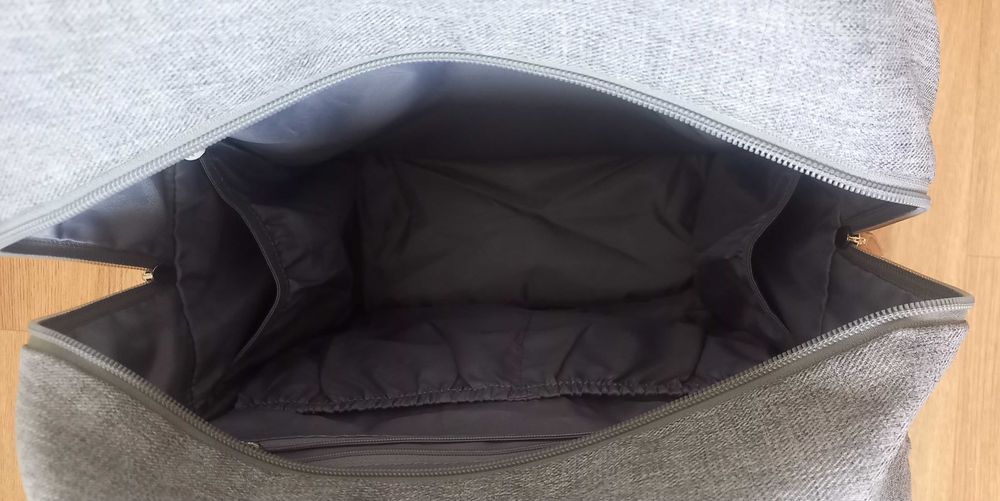 Mochila maternidade e porta documentos
